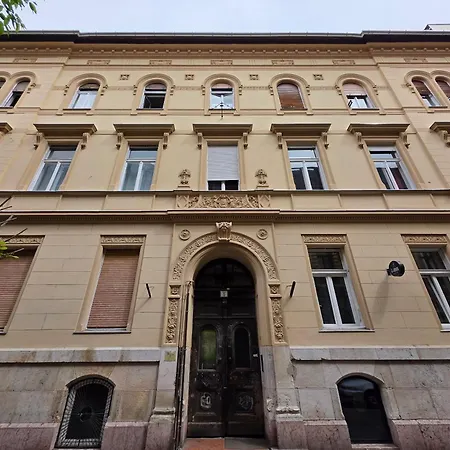Apartment Artlovers' Flat - Kazinczy Street *