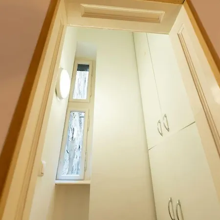 Apartment Artlovers' Flat - Kazinczy Street *