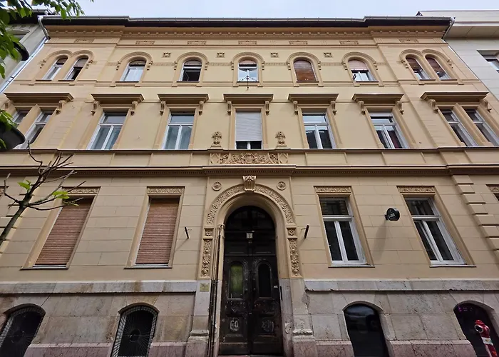 公寓 Artlovers' Flat - Kazinczy Street *
